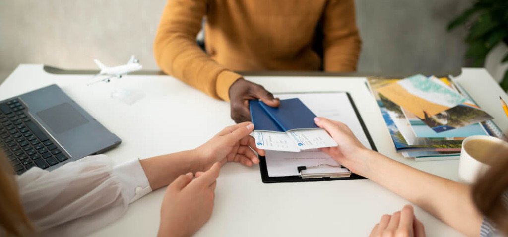 Family Visa Services Dubai: Eligibility Requirements And Application Process